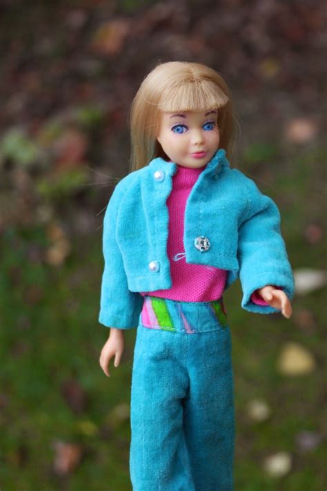 Doll A Day Skipper Saturday Blonde Twist And Turn Skipper Barbie