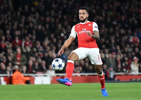 Arsenal: Walcott criticises Raya for Porto's goal - All Things FPL