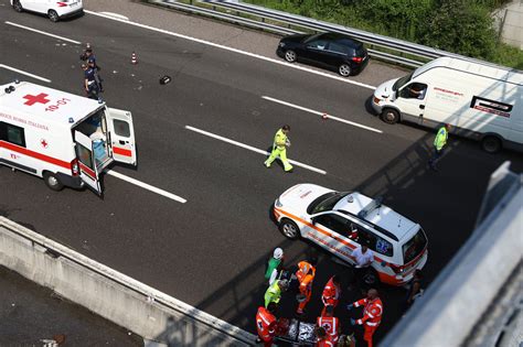 Roma Incidente Su Raccordo Anulare Un Morto E Due Feriti Lapresse