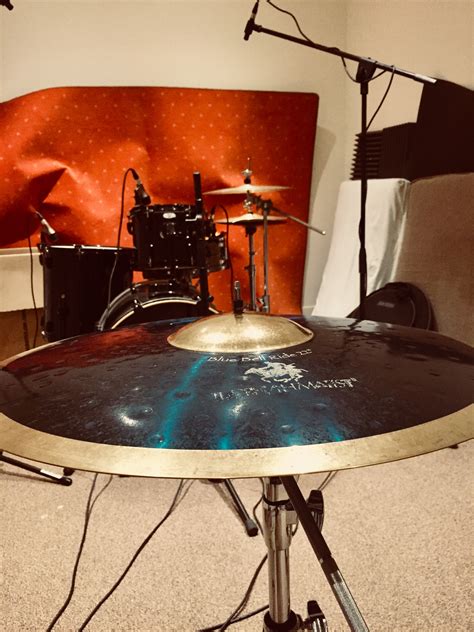 Signature Blue Bell Ride 22 Paiste Audiofanzine