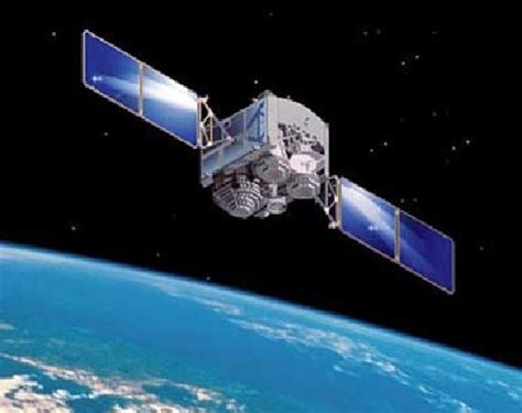 sataliet - Google zoeken | Space crafts, Satellites, Remote sensing
