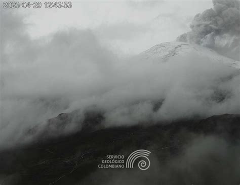 Volcán Nevado Del Ruiz Continuan Las Evacuaciones Preventivas