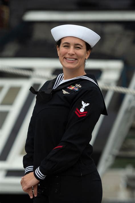 DVIDS Images Sailor Checks Into USS Constitution