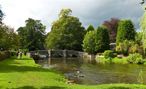 Ashford-in-the-Water – Peak District Holiday Cottage – Candlelight ...