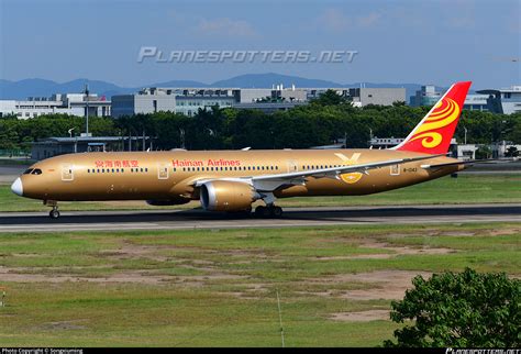 B Hainan Airlines Boeing Dreamliner Photo By Songxiuming