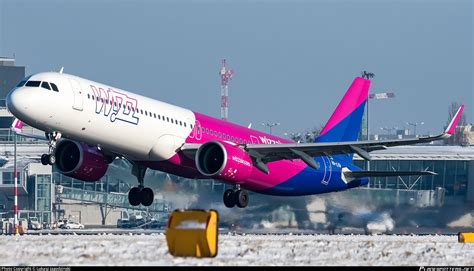 HA LVA Wizz Air Airbus A321 271NX Photo By Lukasz Jagodzinski ID