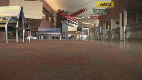 Kalamazoo/Battle Creek airport receives 19.1 millions from CARES Act | WWMT