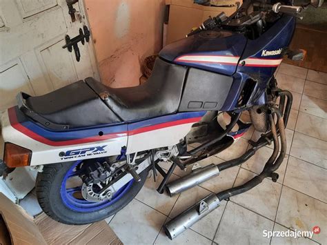 Kawasaki Gpx R Cz Ci Gpz Modu Bak Lagi Owiewki O Jelenia