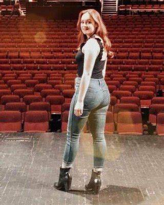 Hayley Orrantia Nude Porn Pictures Xxx Photos Sex Images Pictoa