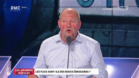 Les flics sont ils des boucs émissaires 09 06