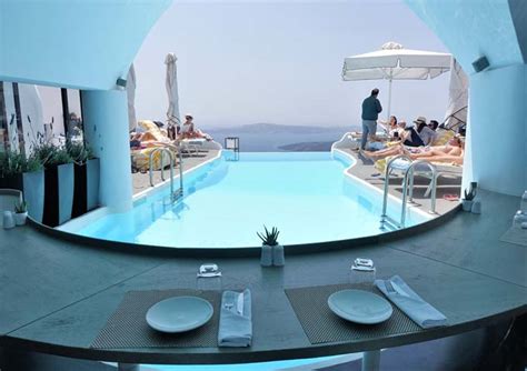 CHROMATA HOTEL in Santorini - Review with Photos & Map