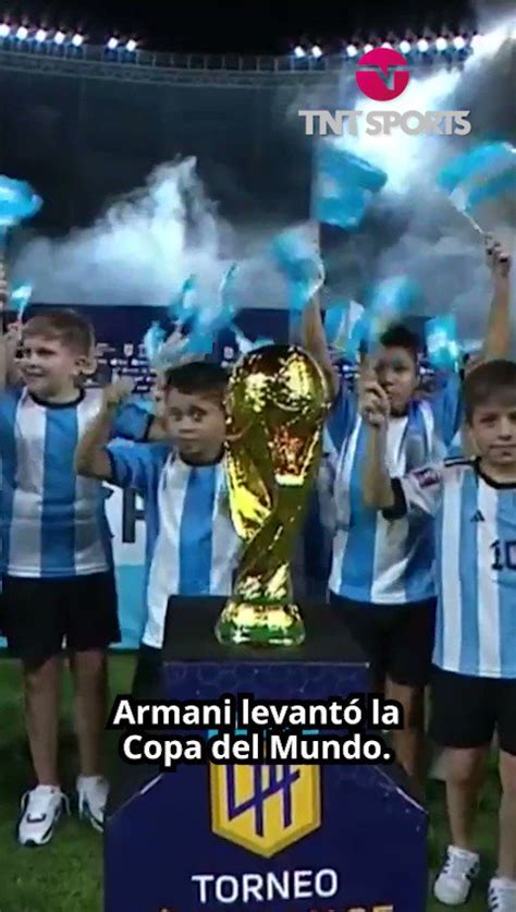 TNT Sports Argentina on Twitter ARMANI LEVANTÓ LA COPA DEL MUNDO