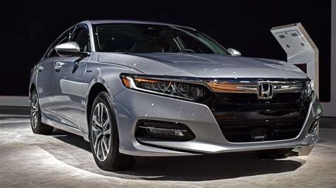 Honda столкнулась с массовым отзывом своих автомобилей по всему миру ...