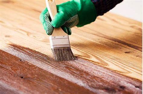 Tips For Applying Wood Stain