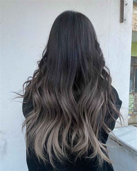 These 24 Black Ombre Hair Colors Are Tending In 2025