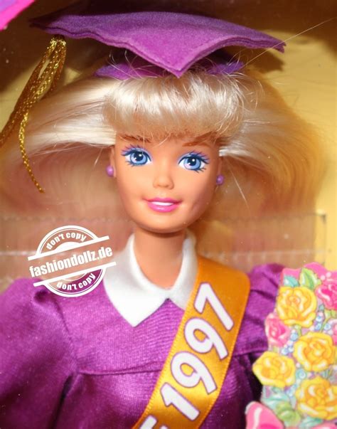 1997 Graduation Barbie Class Of 1997 16487