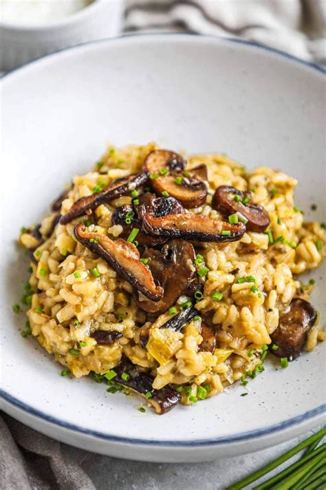 Truffle Mushroom And Leek Risotto Recipe Risotto Dishes Leek Risotto Stuffed Mushrooms