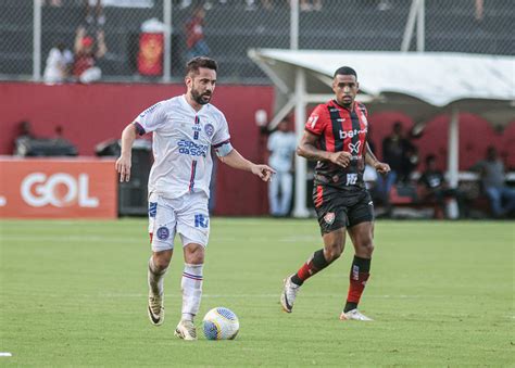 Bahia Marca No Fim E Arranca Empate Contra O Vit Ria No Barrad O Bahia O