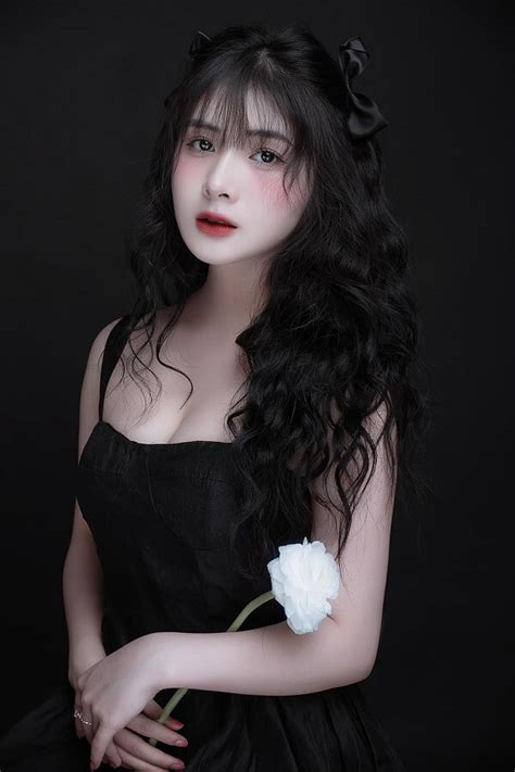 Tổng hợp Hình ảnh Quỳnh Alee sexy bikini cực bỏng mắt