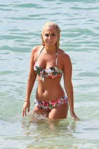 Tulisa Contostavlos Bikini Beach In Honolulu 31st July 2012 X68 Phun Org Forum