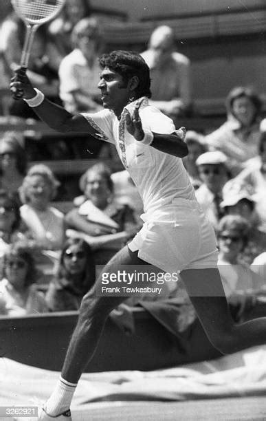 299 Vijay Amritraj Photos & High Res Pictures - Getty Images