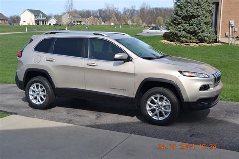 Bought a new Latitude yesterday... | 2014+ Jeep Cherokee Forums