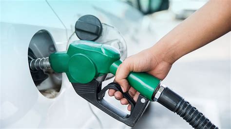 Petrol Price Update In Pakistan Today Significant Reduction Expected