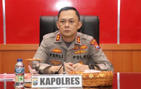 Profil AKBP Ferli Hidayat Akpol 2004 Dicopot Sebagai Kapolres Malang