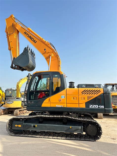 South Korea Ton Hyundai Excavator Good Price R Lc S Used