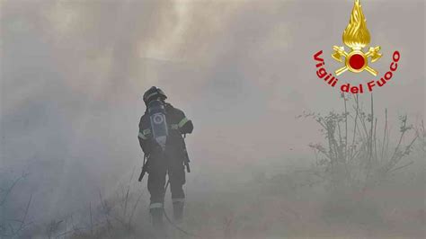 Emergenza Incendi Arrivate In Calabria Squadre Anticendio Di Supporto