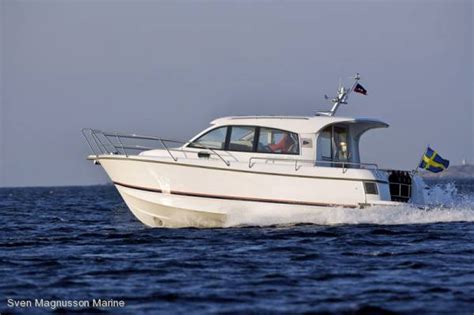 2017 Nimbus 335 Coupe | Boat Research | Yachthub