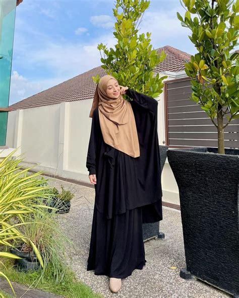 Pin Oleh Tracie Di Hijab Fashion Model Pakaian Hijab Pakaian Feminin