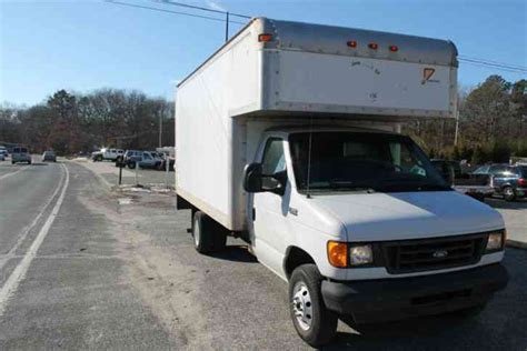 Ford E350 Cutout Box Truck 2003 Van Box Trucks