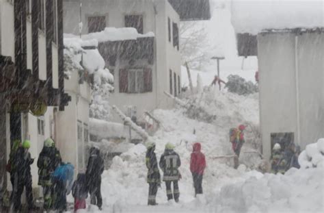 Venedig Wieder Berflutet Schneechaos In S Dtirol