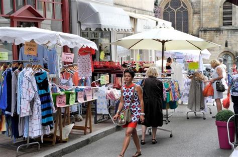 La Braderie Dans Le Centre Ville De Limoges Se Poursuit Ce Samedi