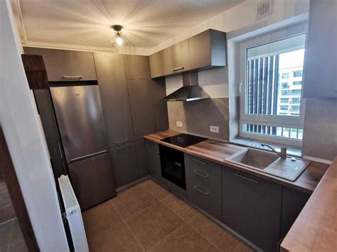 Inchiriem Apartament Camere Modern Studio Tractorul Avantg Coresi