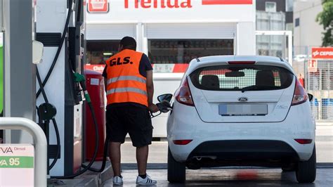 Gasolineras El Truco Para Saber Si Una Gasolinera Est En La Autov A O