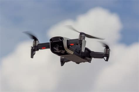 INTI MEDIA - Indonesia Poised to Become a Global Drone Hub: The Challenges and Opportunities