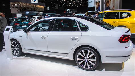 2018 Volkswagen Passat Gt