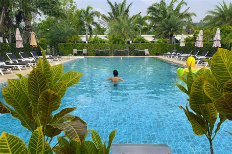 Dragonfly Naturist Village In Pattaya Review Naked Wanderings