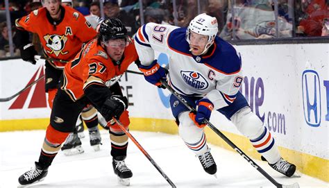 Ducks vs. Oilers (December 31) | Honda Center