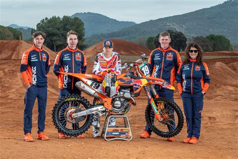 Film Red Bull Ktm Factory Racing Op Jacht Naar Succes Motocrossplanet