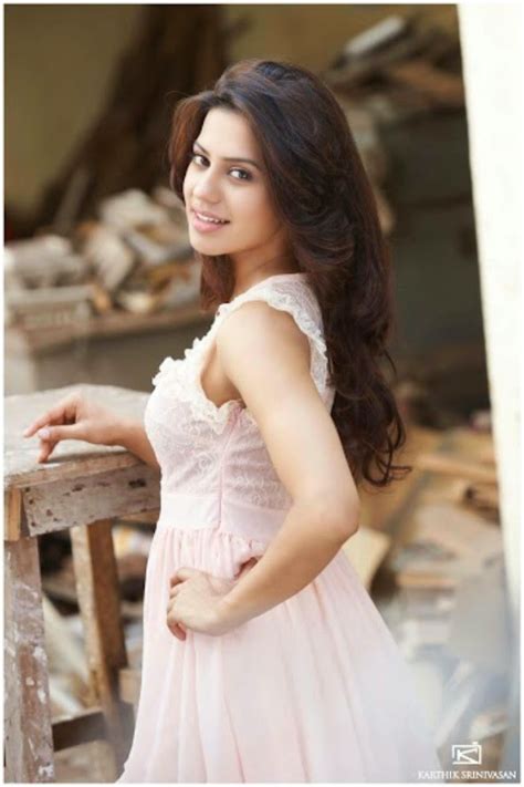 Ranya Latest Hot Photoshoot Images HD IMAGES