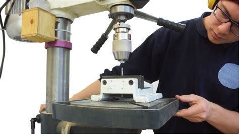 Drilling Perfectly Centred Holes Using A Drill Press Youtube