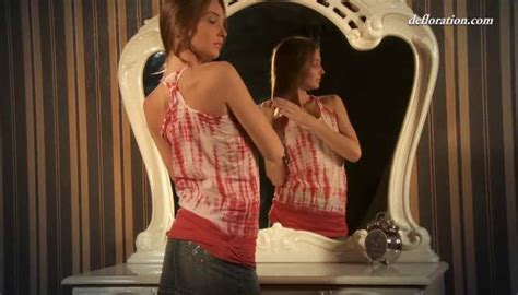 Tight Pussy Teen Elena Seregyna Showing Shaved Cunt TNAFlix Porn Videos