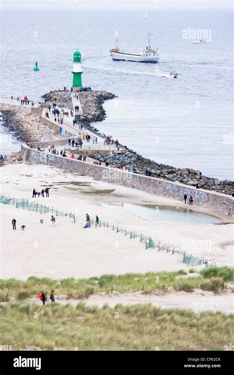 Germany, Rostock, People on beach Stock Photo - Alamy