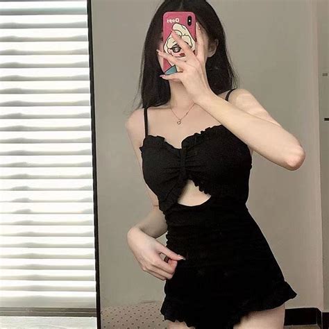 Molly Bikini B B I N O T M I Bi N M Nh Hot B O Nh N V I Ch Ng Tia Uv Si U H Ch