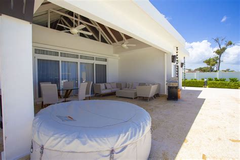 Amazing 3 Bed Ocean Front Villa in Sosua Ocean Village Deluxe