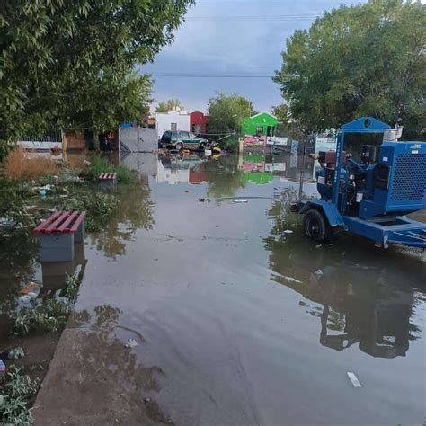 Auxilia Protección Civil en Senderos de San Isidro por inundaciones