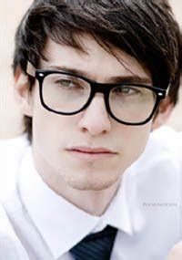 Chicos Guapos Atractivos Y Deseables Algunos Nerds Lucen Hot